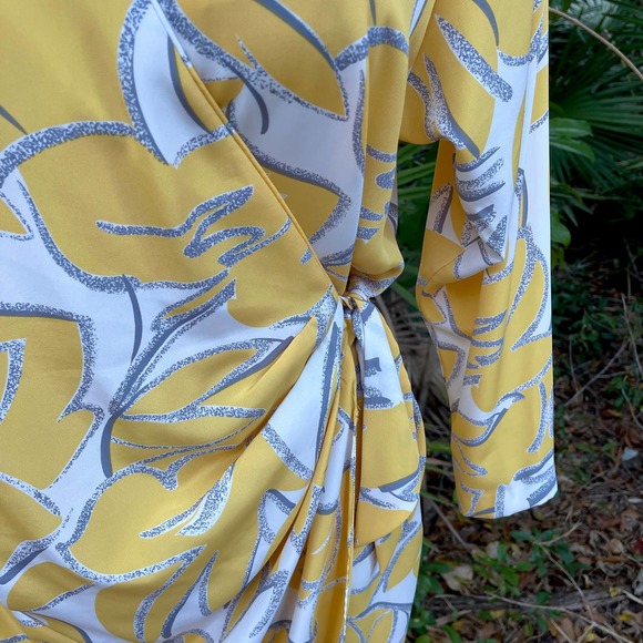 Vintage 90s Wrap Dress Yellow White Oversized Floral Print Lady Carol Size M L - Picture 6 of 13